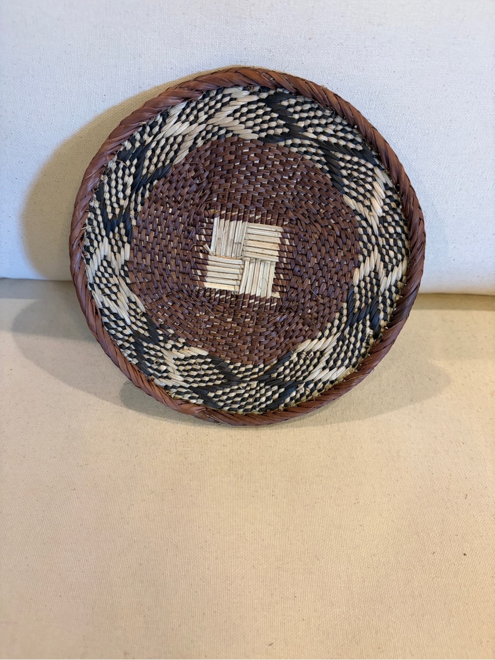 NEW Africa Woven Basket. Made by the Binga people of Zambia/Zimbabwe 8” across